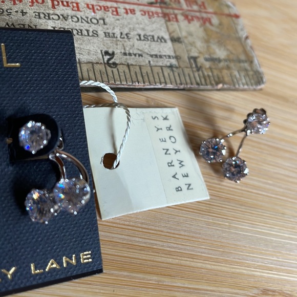 Barneys Kenneth Jay Lane CZ post earrings - Picture 4 of 4